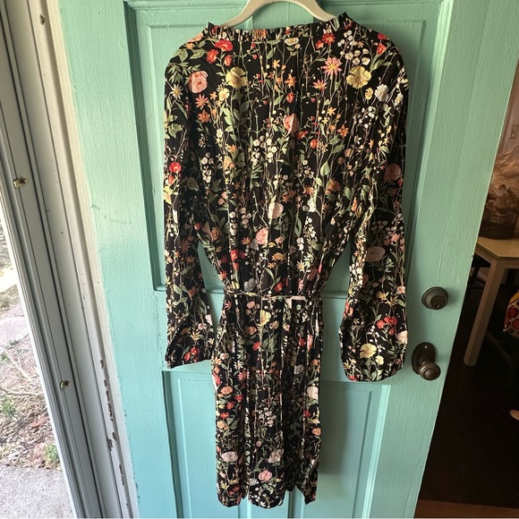 LOFT Floral Button Dress - 18 - Picture 7 of 8